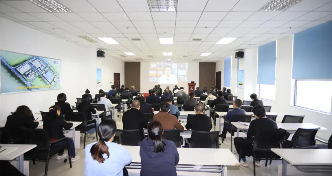 黨建丨花花牛開(kāi)展學(xué)習(xí)貫徹“為什么說(shuō)新質(zhì)生產(chǎn)力是未來(lái)發(fā)展的著力點(diǎn)”主題教育活動(dòng) 黨建丨花花牛開(kāi)展學(xué)習(xí)貫徹“為什么說(shuō)新質(zhì)生產(chǎn)力是未來(lái)發(fā)展的著力點(diǎn)”主題教育活動(dòng)