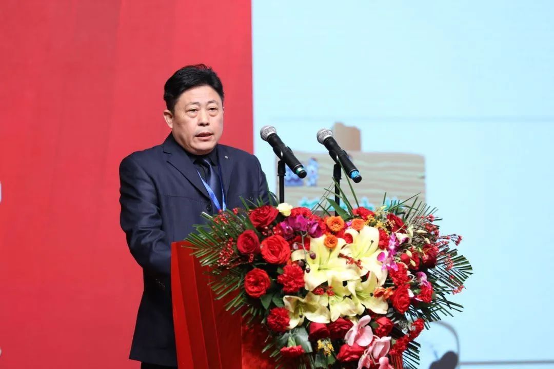 花花牛乳業(yè)30周年暨2024年客戶大會(huì)圓滿召開！