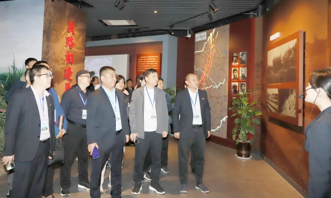 傳承紅色基因·踐行初心使命 | 花花牛乳業(yè)集團(tuán)黨務(wù)干部赴河南大別山干部學(xué)院開(kāi)展綜合素質(zhì)提升教育培訓(xùn) 傳承紅色基因·踐行初心使命 | 花花牛乳業(yè)集團(tuán)黨務(wù)干部赴河南大別山干部學(xué)院開(kāi)展綜合素質(zhì)提升教育培訓(xùn)