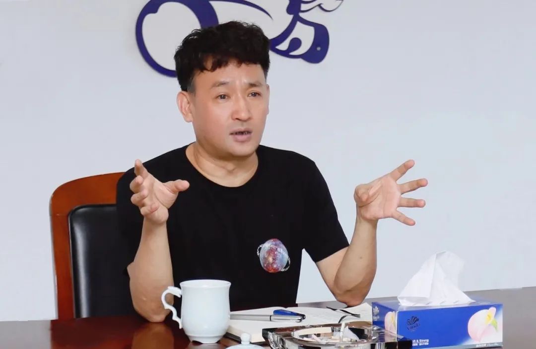 凝心聚力·贏創(chuàng)未來 | 花花牛乳業(yè)集團(tuán)召開營銷、養(yǎng)殖及飼料經(jīng)營工作會議