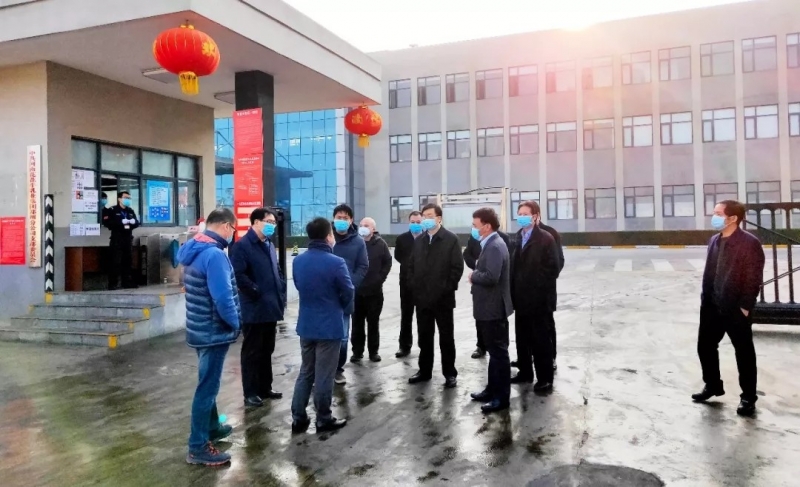 全面復(fù)工 確?！翱挂摺逼陂g百姓所需